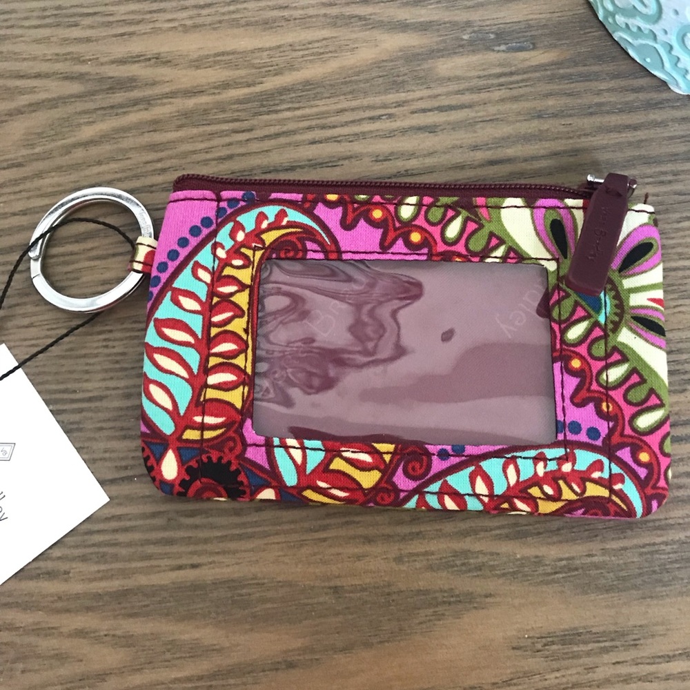 LAST 1 NEW🔥Vera Lanyard & Zip ID Set Resort Medal - Picture 4 of 7